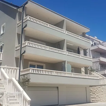 Casa Azuro 1 - 4 Seget Donji